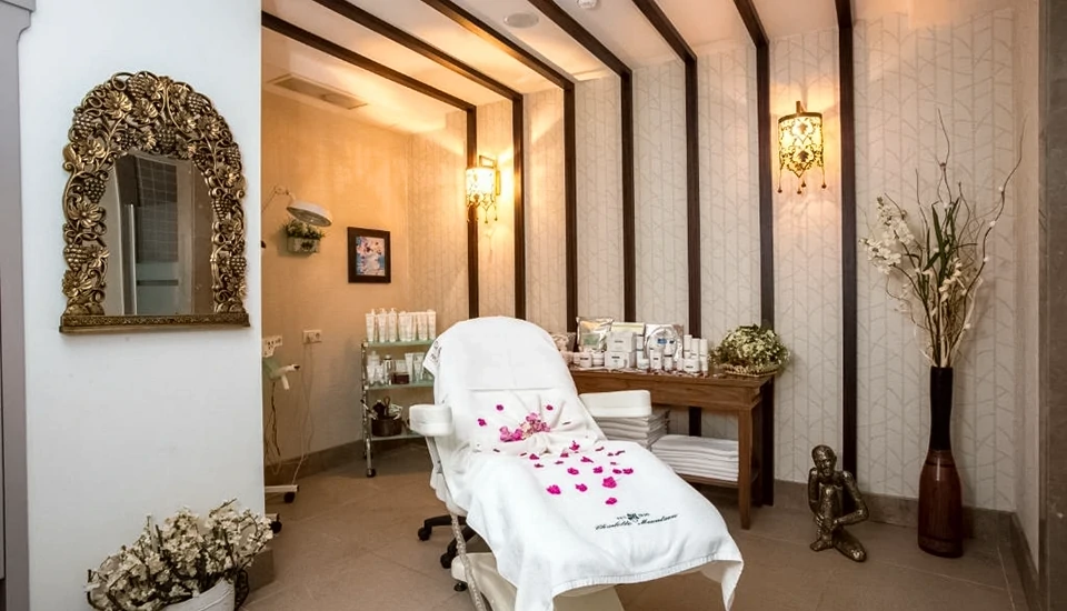 هتل فیم رزیدنس کمر آنتالیا